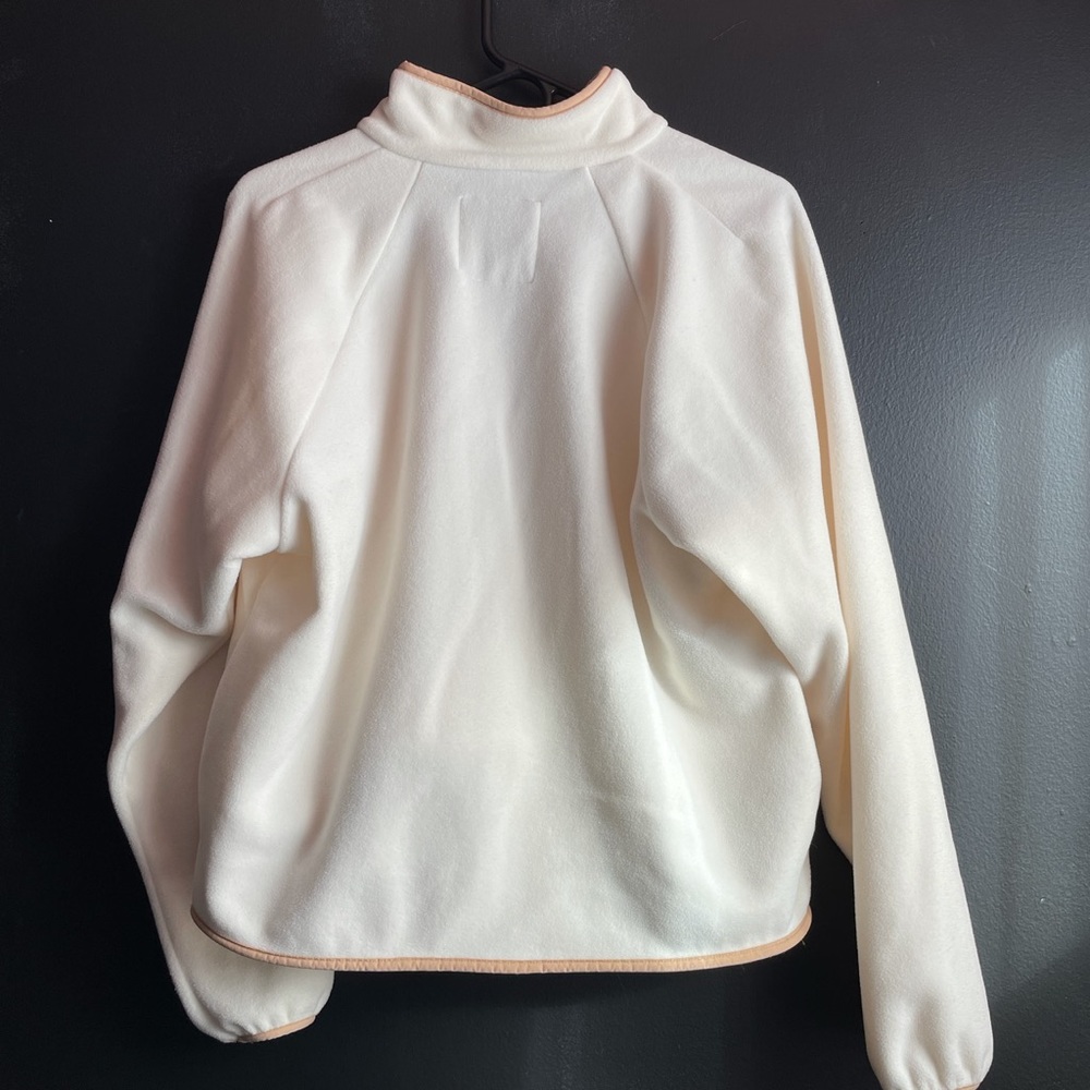 Cropped Fleece - Picture 4 of 4